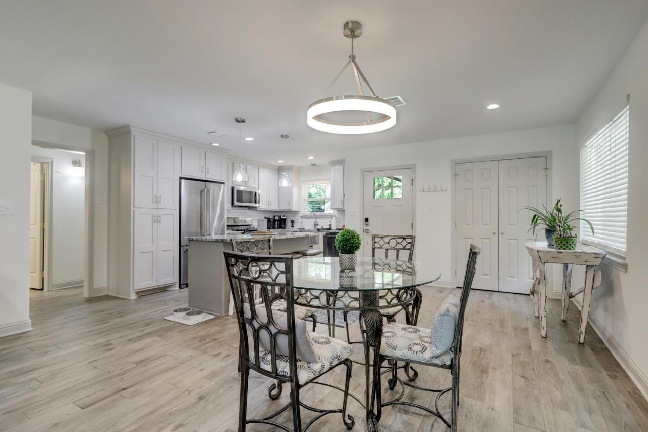 Kingwood Cottage - 10 Mins From Iah - Lake Front Humble Bagian luar foto