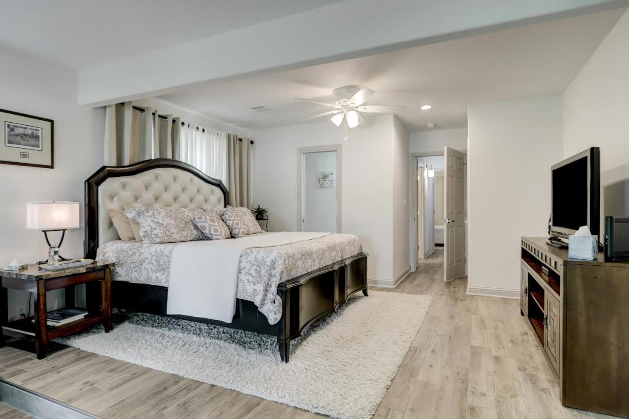 Kingwood Cottage - 10 Mins From Iah - Lake Front Humble Bagian luar foto